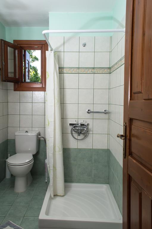 Adilon Hotell Tsagaráda Rom bilde